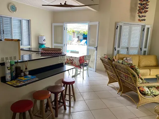 Casa com 180m² 3 quartos e 3 banheiros, à venda, no bairro Eliana em Guaratuba