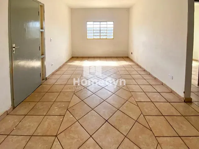 Casa com 382m² 3 quartos e 1 banheiro, para alugar, no bairro Papillon Park em Aparecida de Goiânia