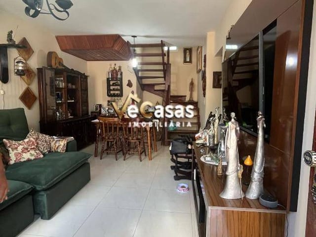 Casa com 110m² 2 quartos e 3 banheiros, à venda, no bairro Jardim Mariléa em Rio das Ostras