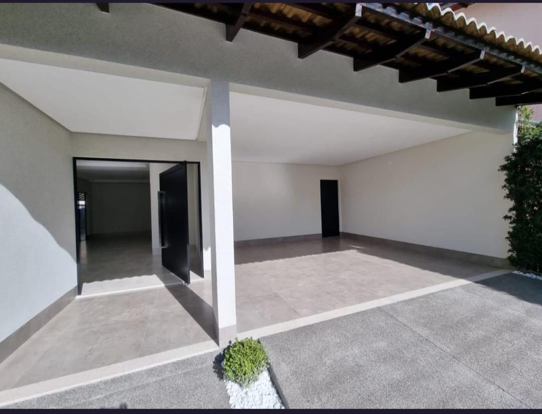 Casa à venda com 4 quartos, 182m² - Foto 4