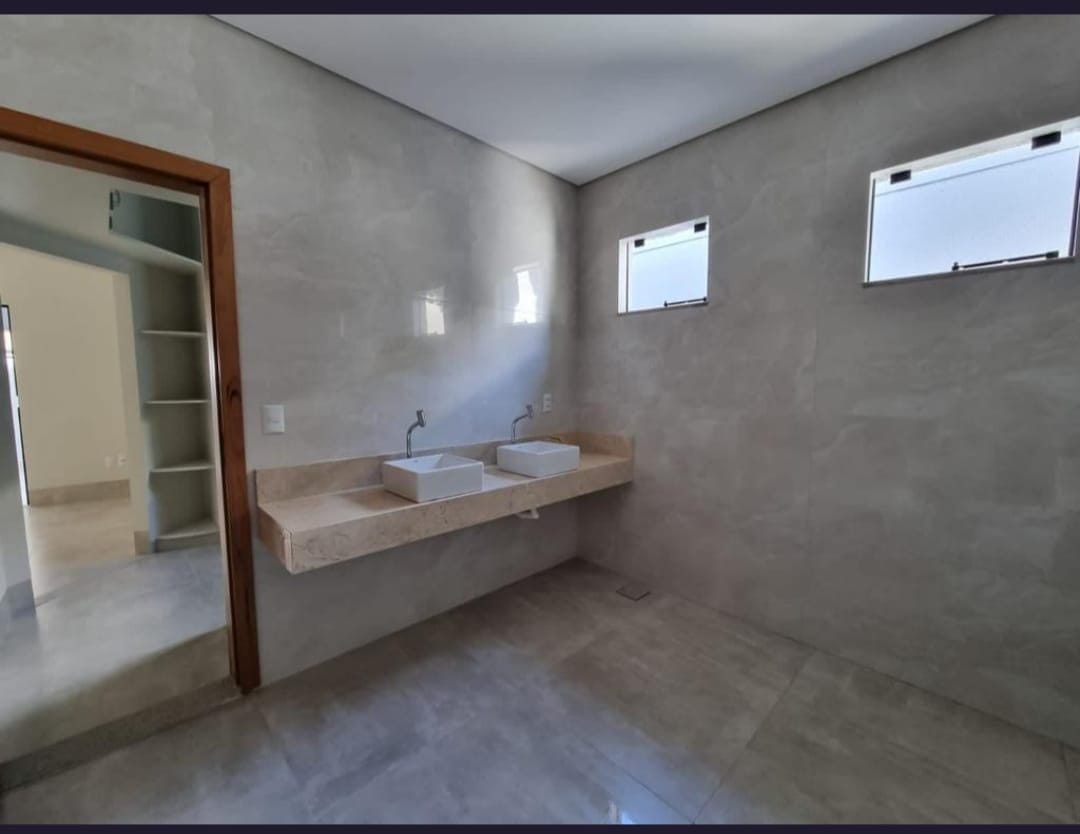 Casa à venda com 4 quartos, 182m² - Foto 12