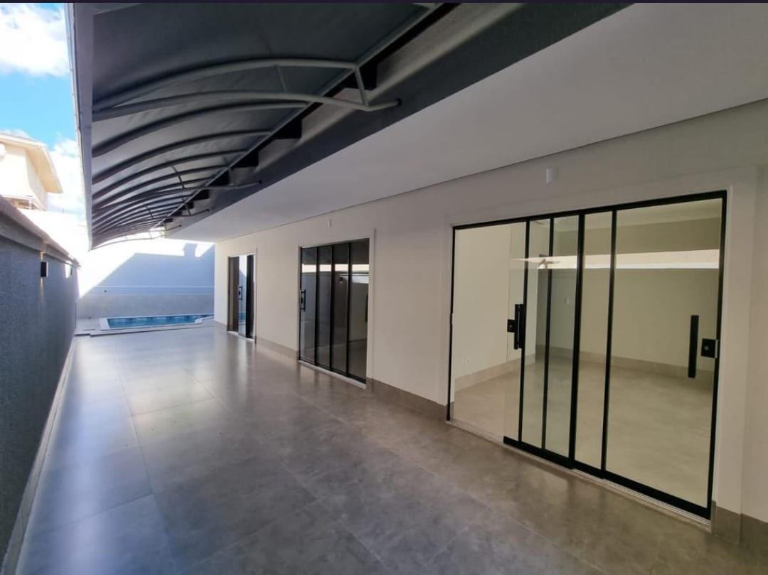 Casa à venda com 4 quartos, 182m² - Foto 14