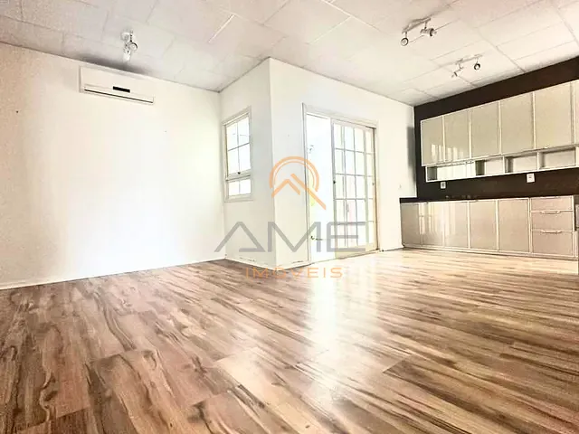 Casa 2 quartos e 2 banheiros, à venda, no bairro Três Vendas em Pelotas