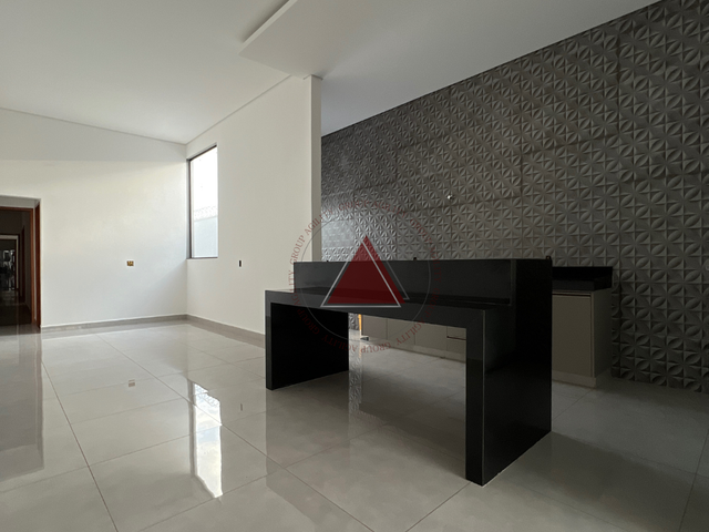 Casa com 172m² 3 quartos e 2 banheiros, à venda, no bairro Jardim Piratininga II/ Esplanada Primo Meneghetti/ Vila Santa Cruz em Franca