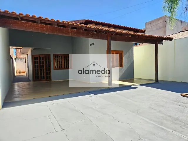Casa 3 quartos e 2 banheiros, para alugar, no bairro JARDIM MARIA ESTELA em Jacarezinho