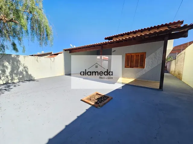 Casa 3 quartos e 2 banheiros, para alugar, no bairro JARDIM MARIA ESTELA em Jacarezinho