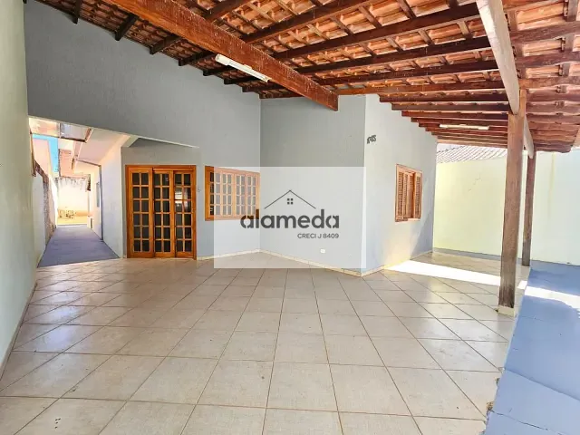 Casa 3 quartos e 2 banheiros, para alugar, no bairro JARDIM MARIA ESTELA em Jacarezinho