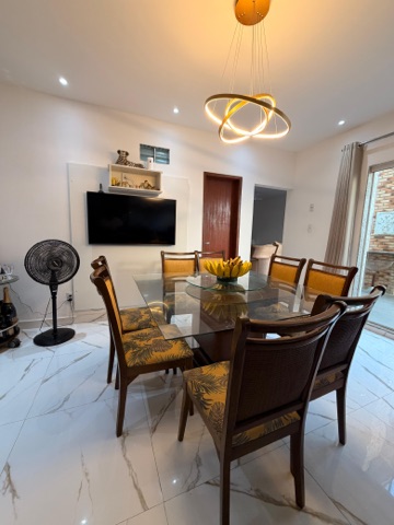 Casa com 1104m² 3 quartos e 2 banheiros, à venda, no bairro Parque Rosário em Campos dos Goytacazes
