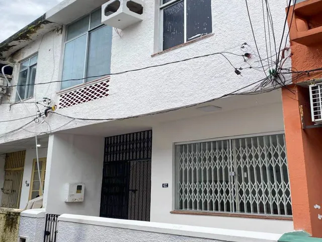 Casa com 100m² 3 quartos e 2 banheiros, para alugar, no bairro BATISTA CAMPOS em Belém