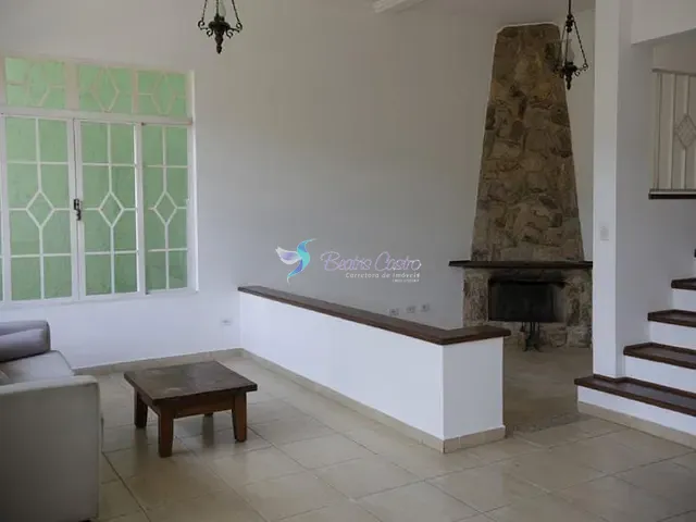 Casa com 331m² 3 quartos e 4 banheiros, à venda, no bairro Recreio Maristela em Atibaia