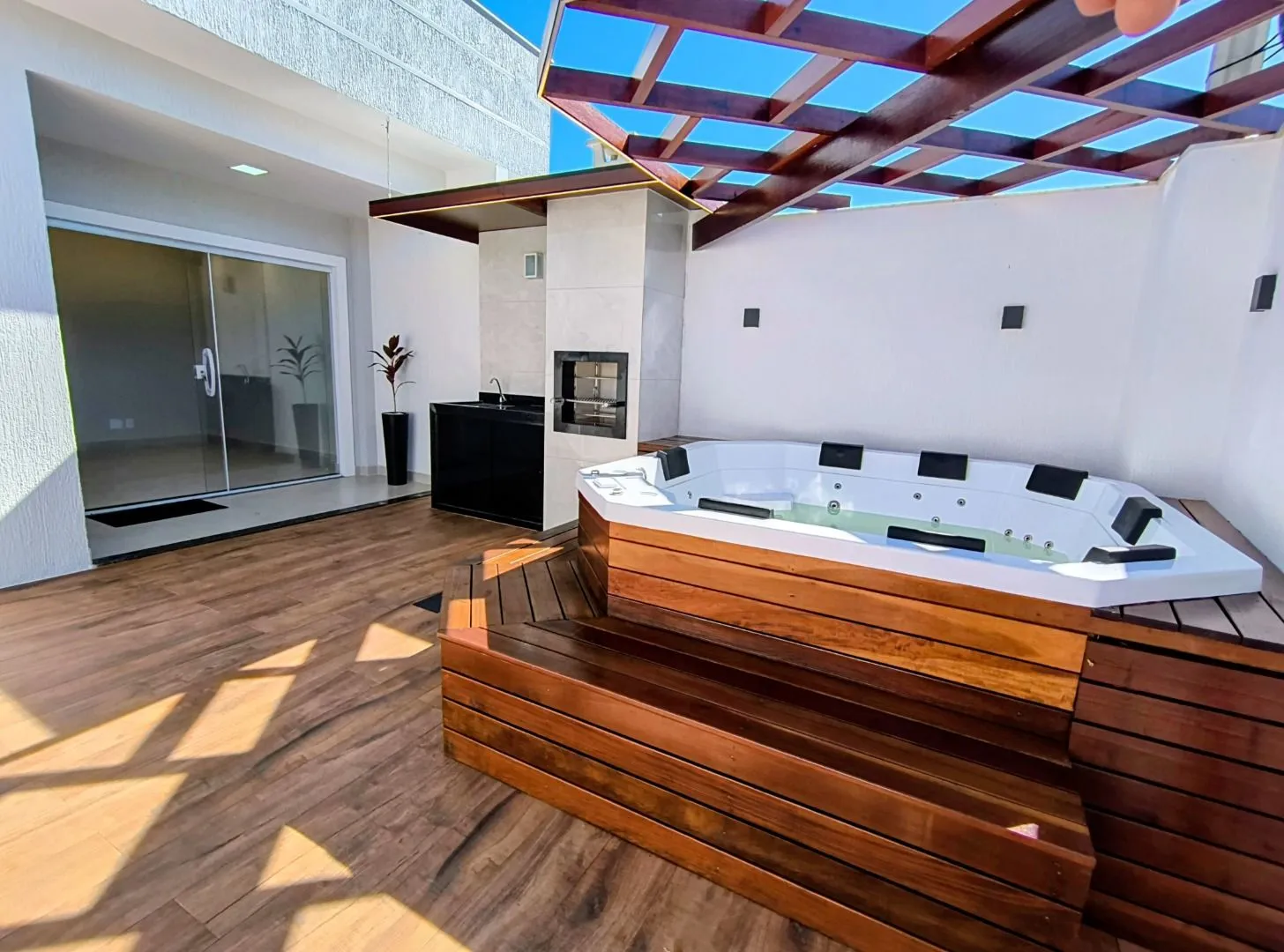 CASA 2 QTS * GURIRI, CABO FRIO R$ 399 MIL