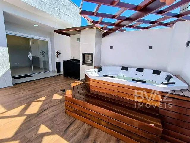 Casa com 120m² 2 quartos e 2 banheiros, à venda, no bairro Guriri em Cabo Frio