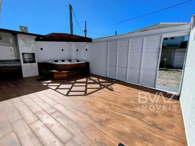 Casa com 120m² 2 quartos e 2 banheiros, à venda, no bairro Guriri em Cabo Frio
