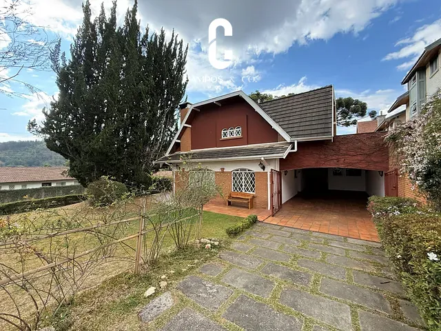 Casa com 844m² 6 quartos e 5 banheiros, à venda, no bairro Capivari em Campos Do Jordão
