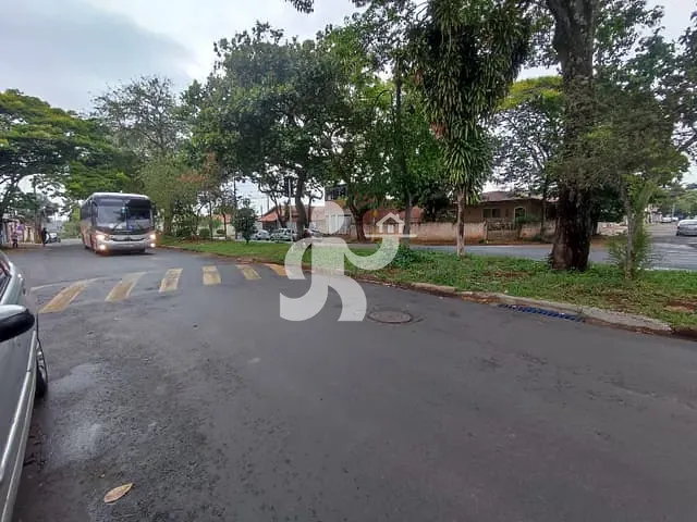 Casa com 250m² 3 quartos e 4 banheiros, à venda, no bairro Perdizes em Piracicaba