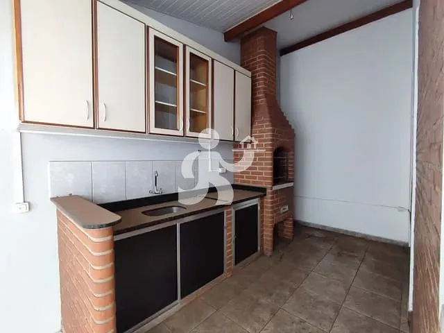 Casa com 250m² 3 quartos e 4 banheiros, à venda, no bairro Perdizes em Piracicaba