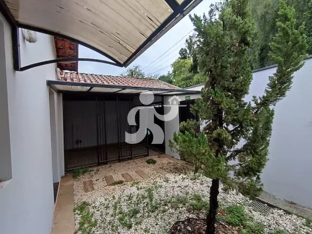 Casa com 250m² 3 quartos e 4 banheiros, à venda, no bairro Perdizes em Piracicaba