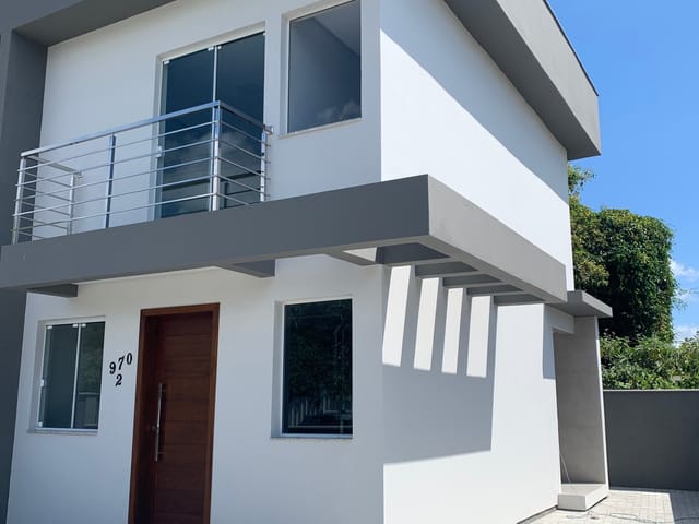 Foto do Casa - ALUGUEL - Ótima casa com 2 quartos, terreno individual, localização privilegiada, Cozinha montada | Costão Sul Imóveis