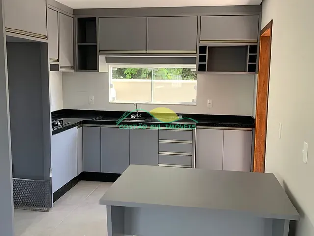 Casa com 150m² 2 quartos e 1 banheiro, para alugar, no bairro Morro das Pedras em Florianópolis