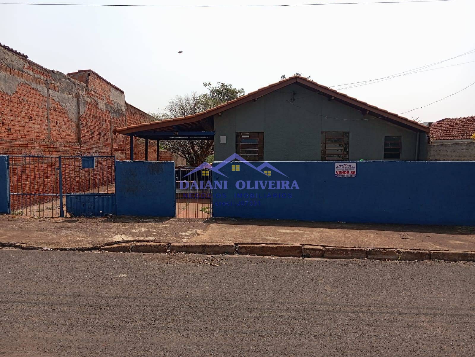 Casa à venda com 2 quartos, 280m² - Foto 1