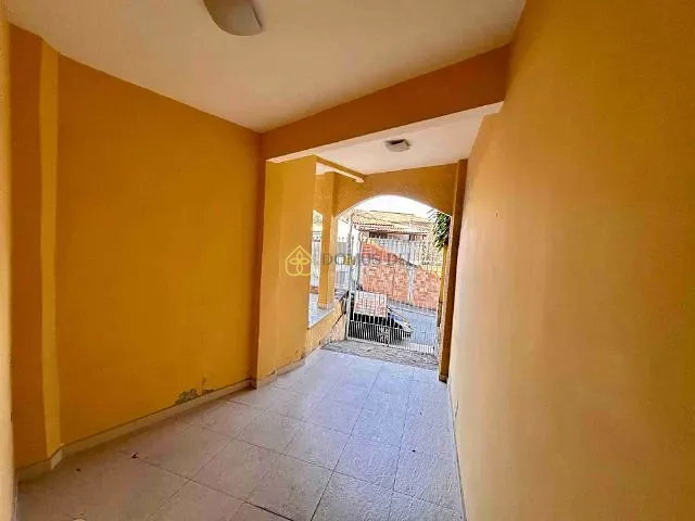 Casa 3 quartos e 3 banheiros, à venda, no bairro Retiro em Volta Redonda