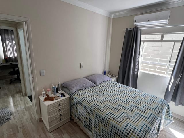 Casa com 276m² 3 quartos e 2 banheiros, à venda, no bairro Santa Rosa em Londrina
