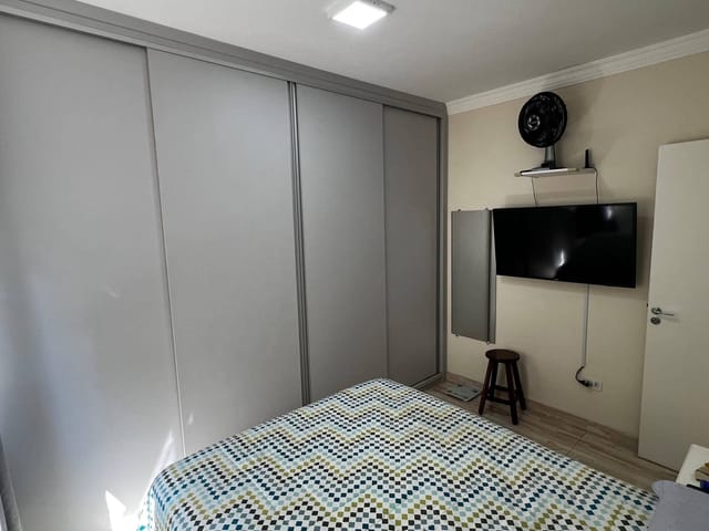 Casa com 276m² 3 quartos e 2 banheiros, à venda, no bairro Santa Rosa em Londrina