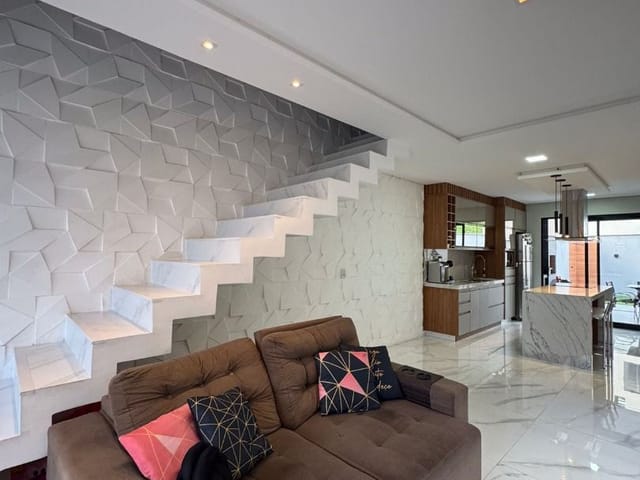 Casa com 160m² 3 quartos e 3 banheiros, à venda, no bairro Manguinhos em Serra