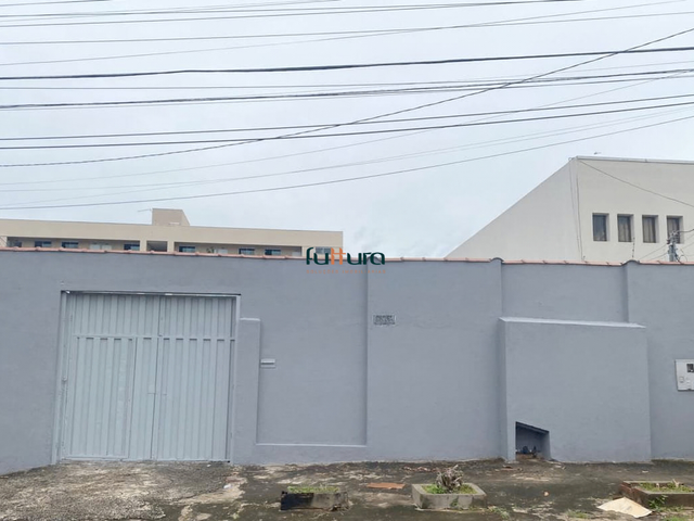 Casa para alugar, no bairro Jardim Europa em Goiânia
