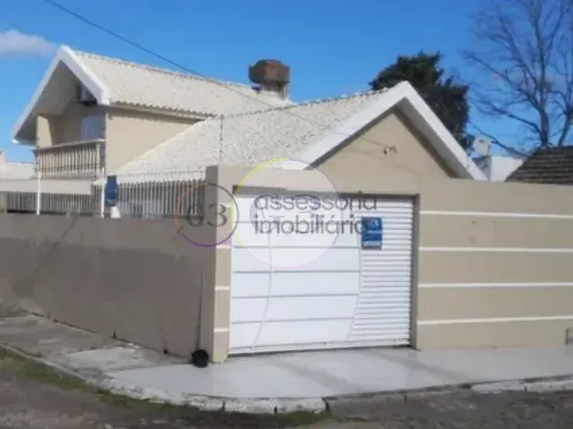 Casa 3 quartos e 2 banheiros, à venda, no bairro Três Vendas em Pelotas