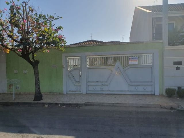 Casa com 250m² 4 quartos e 3 banheiros, à venda, no bairro Jardim Bela Vista em Birigui