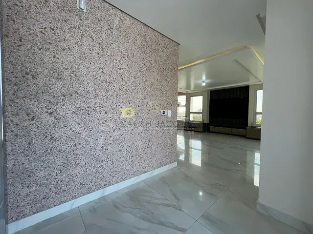 Casa com 455m² 4 quartos e 4 banheiros, à venda, no bairro Cidade Universitária Pedra Branca em Palhoça