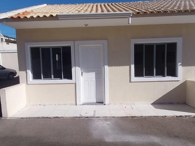 Casa 2 quartos e 1 banheiro, para alugar, no bairro Cruzeiro em São José dos Pinhais