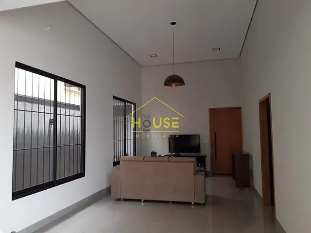 Casa com 250m² 3 quartos e 3 banheiros, à venda, no bairro Jardim Universitário em Votuporanga