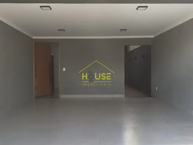 Casa com 250m² 3 quartos e 3 banheiros, à venda, no bairro Jardim Universitário em Votuporanga