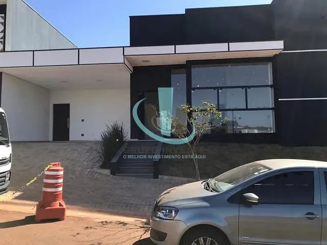 Casa com 333m² 3 quartos e 2 banheiros, à venda, no bairro RESIDENCIAL TIVOLI em ARARAQUARA