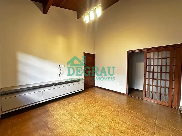 Casa 3 quartos e 2 banheiros, à venda, no bairro Jardim Ferrari em Itapeva