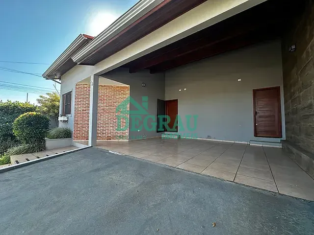 Casa 3 quartos e 2 banheiros, à venda, no bairro Jardim Ferrari em Itapeva