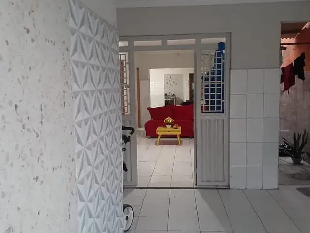 Casa 2 quartos e 2 banheiros, à venda, no bairro Centro em Paulo Afonso