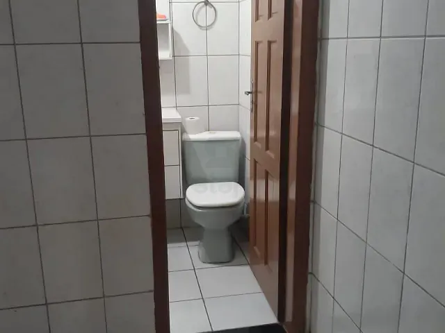 Casa 2 quartos e 2 banheiros, à venda, no bairro Centro em Paulo Afonso