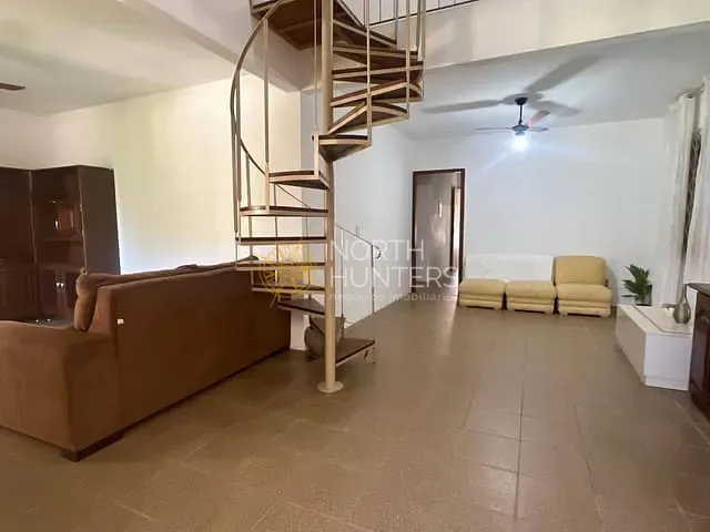 Casa com 450m² 4 quartos e 4 banheiros, à venda, no bairro Jurerê Internacional em Florianópolis