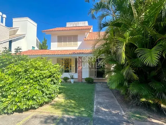 Casa com 450m² 4 quartos e 4 banheiros, à venda, no bairro Jurerê Internacional em Florianópolis