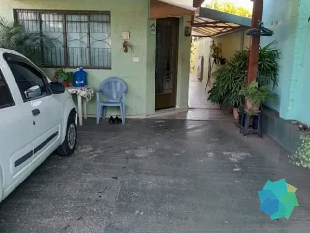 Casa com 264m² 3 quartos e 2 banheiros, à venda, no bairro Centro em Salto