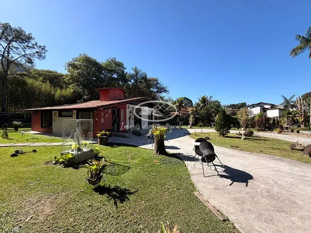 Casa com 1726m² 4 quartos e 5 banheiros, à venda, no bairro Penedo (Penedo) em Itatiaia
