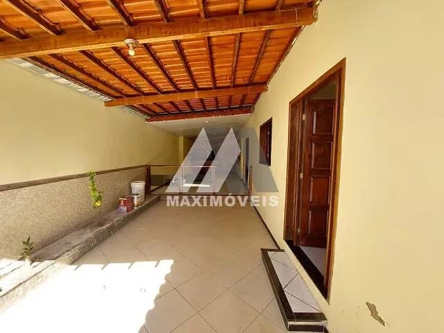 Casa com 375m² 3 quartos e 1 banheiro, à venda, no bairro Bela Vista em Araçuaí