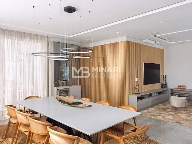 Casa 3 quartos e 5 banheiros, à venda, no bairro Alphaville em Santana de Parnaíba