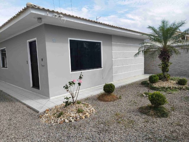 Casa 3 quartos e 2 banheiros, à venda, no bairro Centro em Palhoça