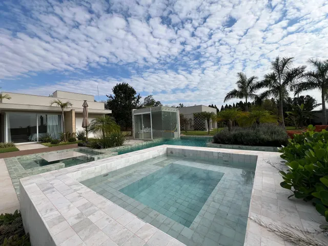 Casa com 2615m² 7 quartos e 9 banheiros, à venda, no bairro Estância Bom Tempo em Londrina