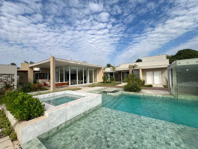 Casa com 2615m² 7 quartos e 9 banheiros, à venda, no bairro Estância Bom Tempo em Londrina