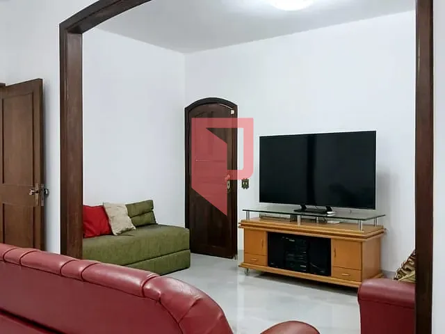 Casa com 350m² 4 quartos e 6 banheiros, à venda, no bairro Caiçaras em Belo Horizonte